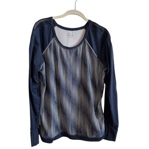 Athleta Navy “Mobilize” vented tee